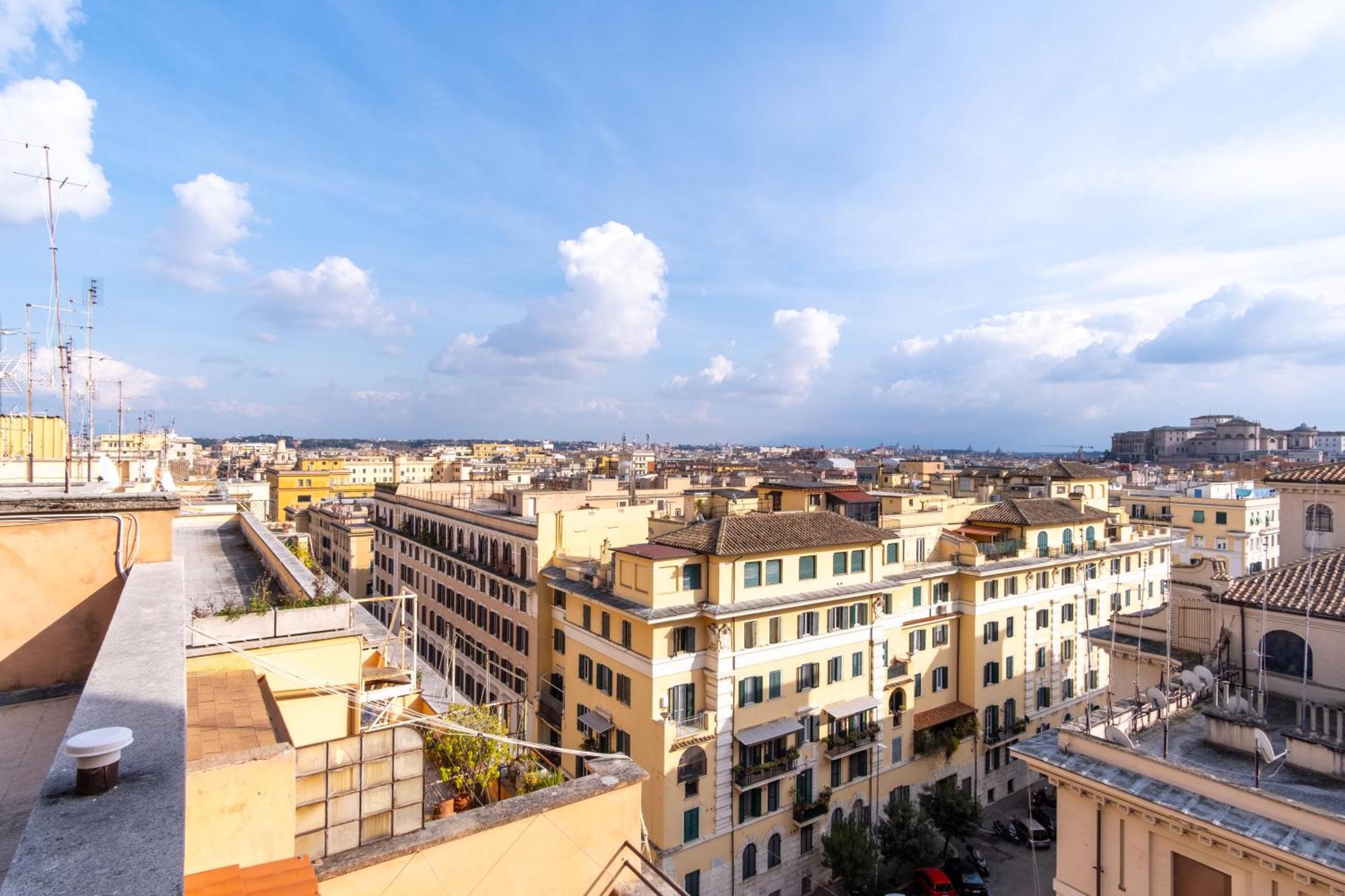 Elegantis La Dolce Vista With Private Terrace And Fantastic View Appartamento Roma