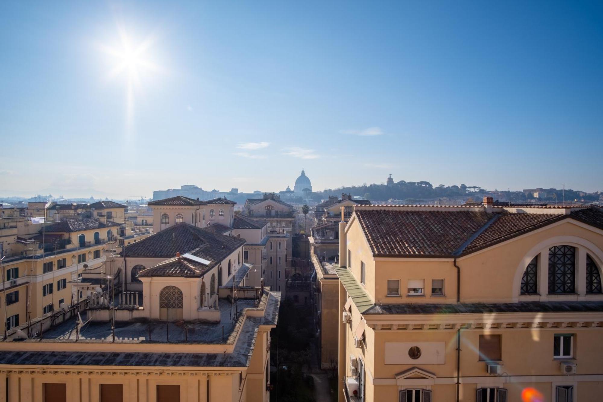 Elegantis La Dolce Vista With Private Terrace And Fantastic View Appartamento Roma